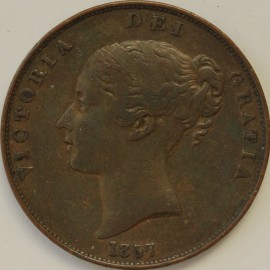 PENNIES 1857  VICTORIA PLAIN TRIDENT SMALL DATE VF