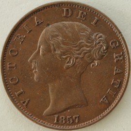 HALFPENCE 1857  VICTORIA NORMAL SHIELD GEF