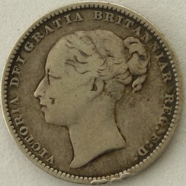 SHILLINGS 1882  VICTORIA SCARCE GF