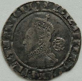 ELIZABETH I 1575  ELIZABETH I SIXPENCE. 4TH ISSUE. LARGER BUST WITH ROSE AND DATE. 5A. MM EGLANTINE NVF