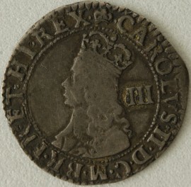 CHARLES II 1660 -1662 CHARLES II THREEPENCE. 3RD ISSUE. CROWNED BUST WITH INNER CIRCLE OF VALUE MM CROWN. GF