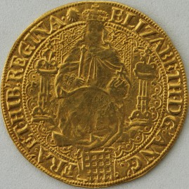 HAMMERED GOLD 1584 -1586 ELIZABETH I SOVEREIGN. FINE GOLD SIXTH ISSUE. TOWER MINT. QUEEN ENTHRONED HOLDING ORB AND SCEPTRE. BACK OF THRONE ADORNED WITH FINE LATTICE WORK ENCLOSING ANNULETS. PILLARS DECORATED WITH ANNULETS. PORTCULLIS BELOW. REVERSE. 